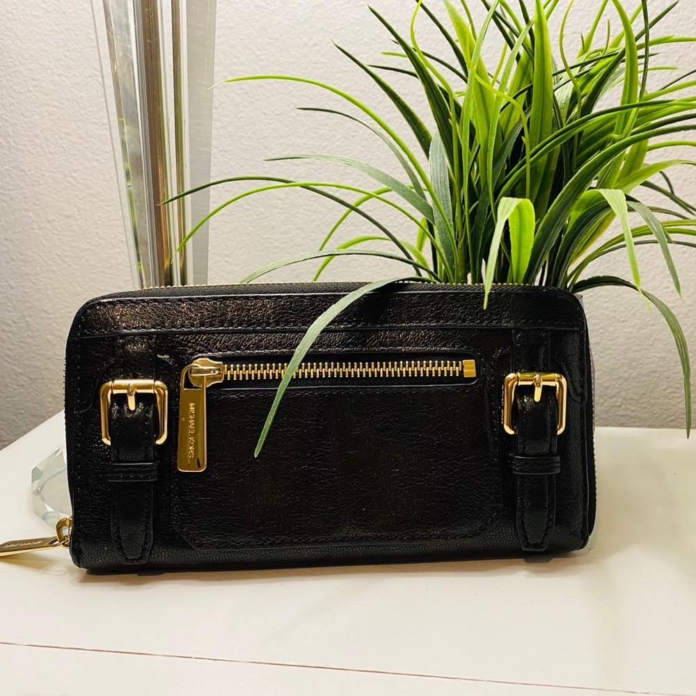 Michael Kors black wallet